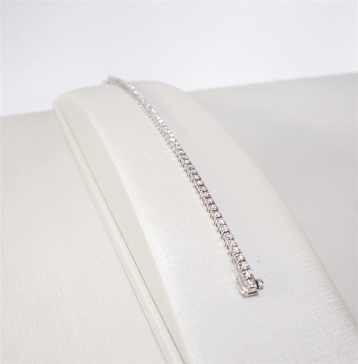Pulseira riviera de brilhantes, categoria Pulseiras
